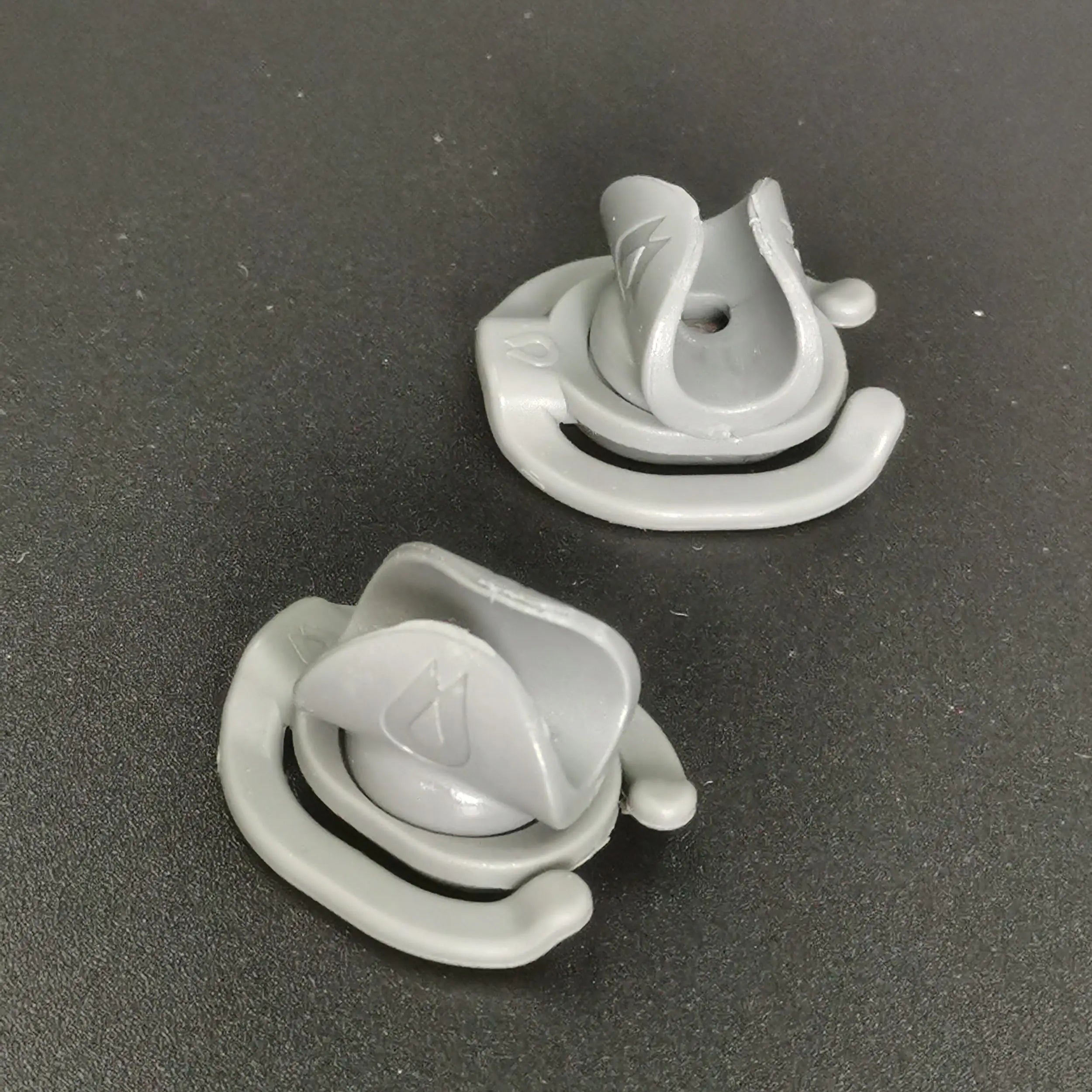 (2pcs/5pcs)Hydration Magnet Tube Attachment for HydraPak,   Clip,Water Bladder Hose Clip